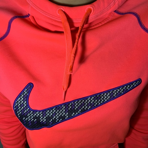 Nike - Picture 6 of 7